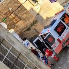 |‏🚨طواقم الهلال الأحمر الفلسطيني تنقل اصابة في الصدر والظهر من بلعا في طولكرم.
🚨The Palestine Red Crescent teams transfer one...