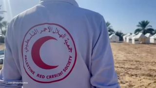 |‏English follows:

📍تواصل طواقم جمعية الهلال الأحمر الفلسطيني العمل لتجهيز 
المستشفى الميداني القطري 🇶🇦 في...