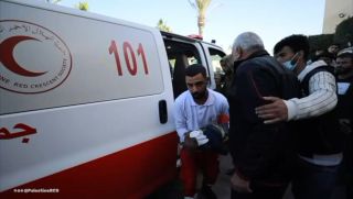 |English follows:

‏🚨نقلت طواقم اسعاف الهلال الأحمر الفلسطيني 🚑اليوم عشرة شهداء و خمس عشرة اصابة خلال قصف منزل في...