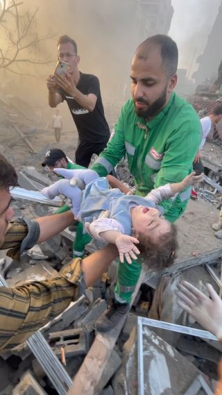 A child girl wounded following Israeli air strike in Gaza on, 25 October 2023
Epaimages by/ @saber.nuraldin 

#gaza #gazaunderattack #غزة #فلسطين🇵🇸 
##epaimages