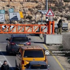 |#صور جيش الاحتلال  لا زال يغلق مداخل رام الله/جسر عطارة ،في اعقاب عملية اطلاق النار التي وقعت صباح اليوم قرب...