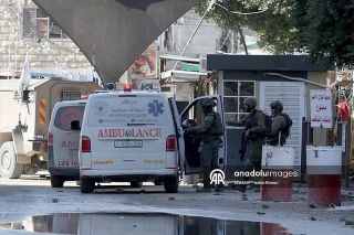 |#صور اليوم الثالث من اقتحام وحصار مخيم جنين 
تصوير" عصام الريماوي 
Military vehicles of Israeli forces intervene against Palestinians who react...