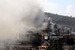 |مخيم جنين ..استمرار العملية العسكرية الاسرائيلية وارتفاع عدد الشهدااء الى ٨ ومئات المعتقلين.
تصوير: عصام...