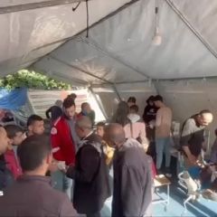|English follows:
‏🚨نقلت طواقم اسعاف الهلال الاحمر اليوم عددا من الشهداء والجرحى في شمال القطاع وتعاملت النقطة...