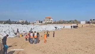 |English follows:
‏⛺️قامت جمعية الهلال الاحمر الفلسطيني بإنشاء مخيمين ايواء جديدين للنازحين في منطقة مواصي...