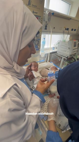 |نقل 31 طفل خُدج حديثي الولادة من مستشفي الشفاء بغزة الي المستشفى الاماراتي برفح  و وفاة اثنين منهم صباحا قبل...