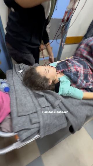 |بدي ماما -ماما برد I want Mama - Mama is cold #غزة_تحت_القصف #غزة #فلسطين #gazaunderattack #gaza #palestine #savepalestine #save #free|
