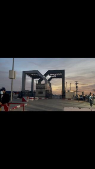 |Aid trucks that arrived through the Rafah land crossing📽️
شاحنات المساعدات التي وصلت عبر معبر رفح البري
#gaza_city #gaza_today #free_palestine🇵🇸...