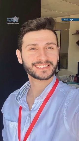 |يوسف سكيك، هذا الشاب الجميل الأنيق
Youssef Sikeek, This handsome and elegant young man

#GazaGenocide #غزة_تُباد #Save_Gaza|