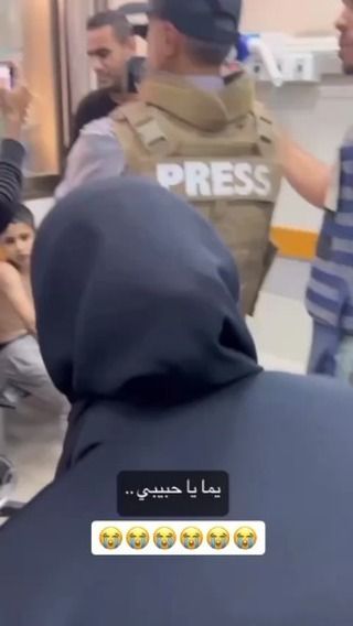 |#Video | "Oh my love"
 A Palestinian woman could not believe her child's survival from the occupation's bombing.💔
#غزه_تحت_القصف💔 #غزة_تستغيث #free_palestine🇵🇸...
