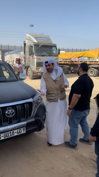 |استقبال الوالد لمعالي وزير التضامن القطري الشيخة لؤلؤة الخاطر ومعالي نائب السفير القطري خالد الحردان أثناء...