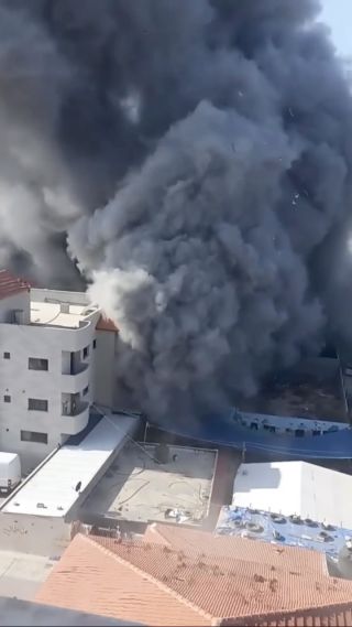 |اللحظات الأولى لقصف طائرات الاحتلال الإسرائيلي أبراج ومباني للمدنيين على رؤوس ساكنيها وسط مدينة غزة قبل...