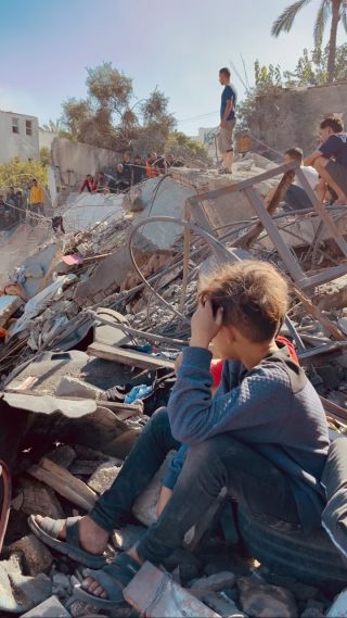 |الأطفال هم من يتحملون أشد وطأة العنف في غزة
كان للتصعيد الأخير أثر مدمر على الأطفال وأسرهم.

Children bear the brunt of the...