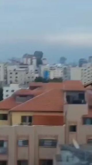 |لحظة تدمير طيران الاحتلال لبرج فلسطين في غزة.

#طوفان_الاقصى|