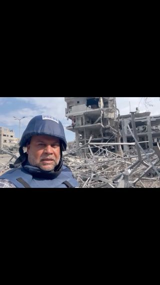 |لله درك يا غزة  يا درة التاج ومهوى القلوب ولغز التاريخ والجغرافيا وبقعة الضوء في زمن الظلام والظلم حماك...