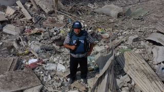 |Entire neighborhoods were destroyed and turned into rubble , including Al-Rimal and Tal Al-Hawa neighborhoods

أحياء كاملة تدمرت وتحولت إلى ركام ودمار كبير...
