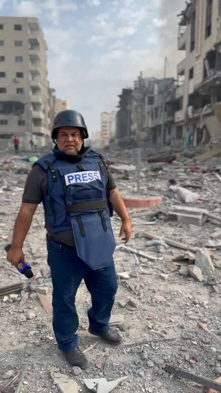 |ماذا يمكن أن يقال في هذا المشهد؟؟
#gaza #gazaunderattack #gaza_under_attack_now 
#غزة #فلسطين #غزة_تحت_القصف #الجزيرة #فيديوهات...