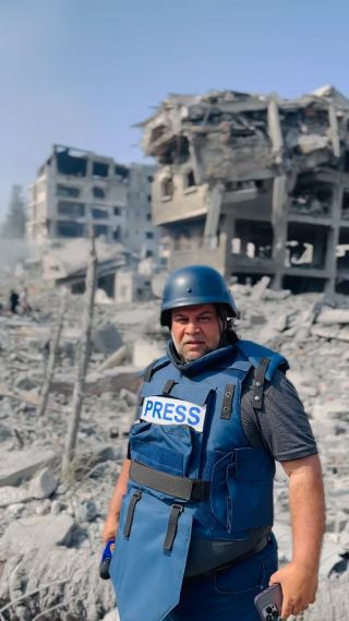 |من كان يصدق أن حي الرمال أصبح ركام …
#غزة #فلسطين #الجزيرة #طوفان_الاقصی #وائل_الدحدوح 
#gazaunderattack #gaza|