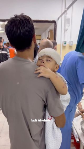من يعيد الطفولة في غزة 💔🥺

.

.

.#explore #trending #mood #gaza #gazaunderattack #trendingreels #video #palstine #work