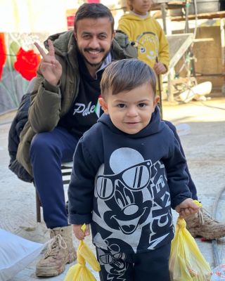 صغير قبل الكبير حمل هم البلد وشلنا هم الامة من صغرنا تقلقوش هاي البلد ولادها شيالة #تقلقوش 
.
.
فهاي البلد بنسلم...