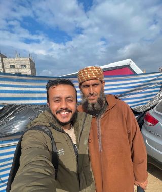 أقسمنا نُعلي رايتنا فيها الإسلامُ شريعَتُنا وسبيل الأُمـة غــايـتـنـا . 

“ في سبيل تفريج كُـربات الأمـة...