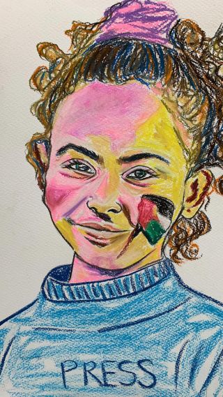 @lama_jamous9 es una niña Palestina de 9 años que se ha convertido en la reportera más joven hasta ahora. Ella entrevista a los niños y personas de Gaza  preguntándoles sobre cómo se sienten y...