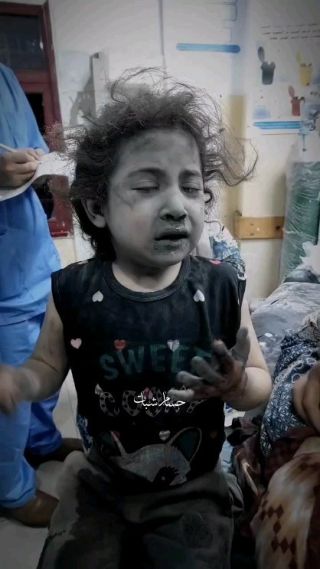 اااااااخ صرخة خرجت من قلب القهر والوجع 🥺🥺
تكررت تلك الصرخات ولم يسمعها احد عذرا 💔💔💔

،،،،،،

.

.

.#explore...