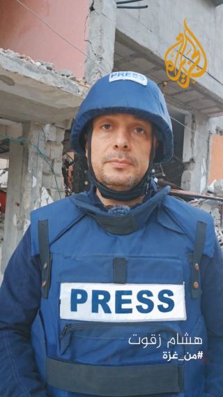 |بعد مئة يوم من الحرب المتواصلة على غزة، الزميل #هشام_زقوت يطلعنا على التضحيات التي قدمها الصحافيون لنقل...