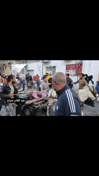 |هكذا يتم نقل الإصابات إلى مستشفى كمال عدوان..
.
.
 
..
.
#غزة #فلسطين #اسعاف #حرب|