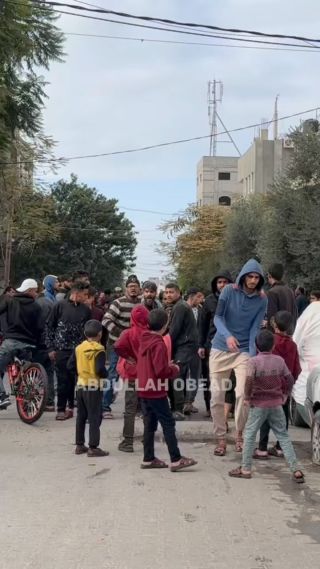 |اصابات جراء استهداف الاحتلال منزلا فوق رؤس ساكنيه في النصيرات وسط #قطاع_غزة

Injuries as a result of the occupation targeting a house on...
