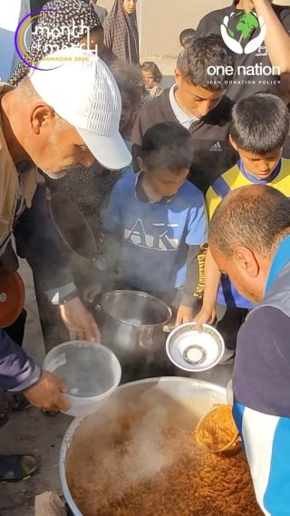 🇵🇸 More Iftar meals are being delivered Gaza masha allah thanks to your support 

🌙 Just a few days left in these blessed nights. Donate, make duaa, and reap the rewards 

Follow -...