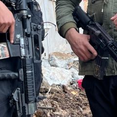 هذه رسالة المقاومة في مخيمات طولكرم.. بعد عدوان استمر 45 ساعة
Exclusive interview with fighter from Tulkarem, for Mondoweiss, 📸: Shatha Hanaysha