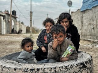 |Kids have fun with their games #Gaza
#اكسبلور #قطاع_غزة #غزة_تحت_القصف #gaza #gaza_war #gaza_under_uttack|
