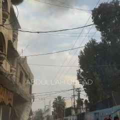 |حالة هلع وخوف في صفوف النازحين جراء قصف الاحتلال منزلا بجواره 3 مراكز ايواء مكتظة بالنازحين في مخيم #النصيرات...