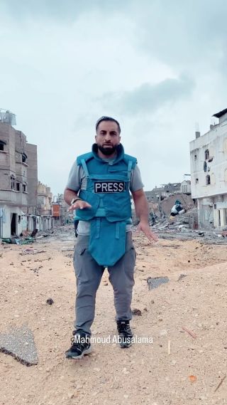 |مدينة بيت حانون ومن خلفي قناصة الاحتلال ودباباته 

#غزة #بيت_حانون #غزة_تحت_القصف #انقذوا_غزة #فلسطين #شمال_غزة|