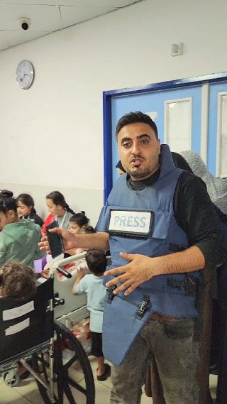|مبادرة من حكيمة في مستشفى الاندونيسي لرسم الابتسامة على شفاه الأطفال الذين جُرحوا خلال الحرب الإسرائيلية...