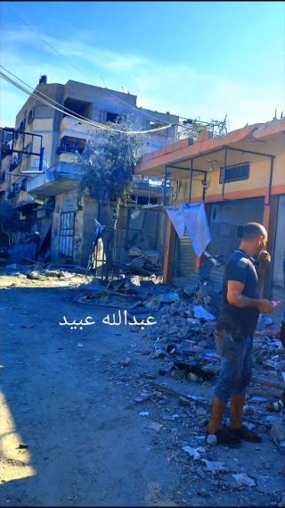 |آثار القصف الإسرائيلي في منطقة مشروع بيت لاهيا شمال قطاع غزة
Effects of the Israeli bombing in the Beit Lahia project area in the northern Gaza...