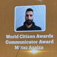Imagine receiving an Award for Journalism during a state imposed Internet blackout deployed to further genocide?

This man deserves far more. 

Mabrook @motaz_azaiza for your heroic work and...