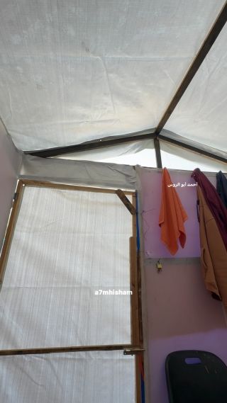 هذا المشهد اليومي أمام خيمتنا لتوديع الشهد/اء ..

اللهم نحن أهل غزة إليك نكشو ضعف قوتنا، وقلة حياتنا، وهواننا...